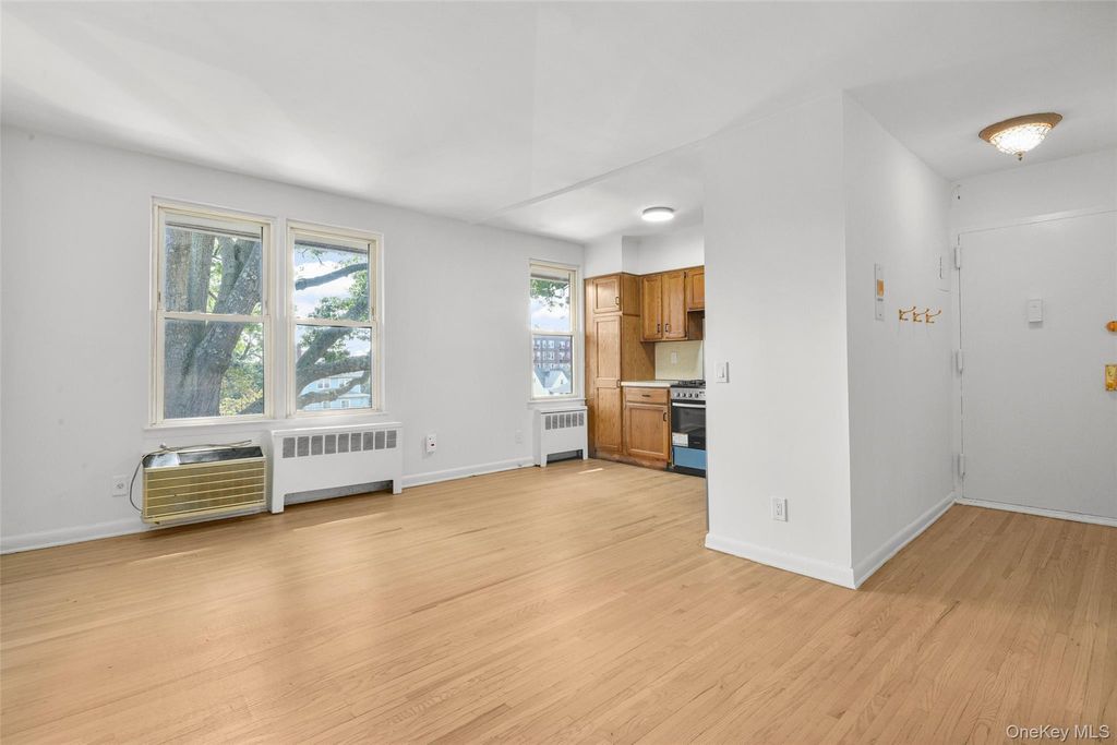 25 Trinity Place 3K, New Rochelle, NY 10805 — photo 4