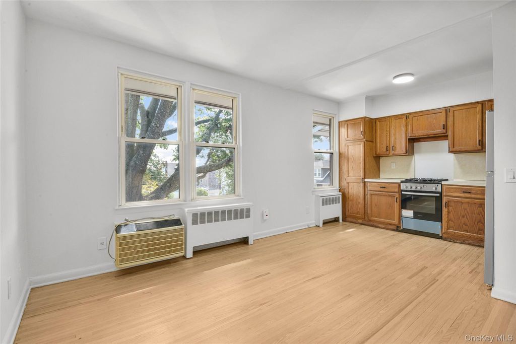 25 Trinity Place 3K, New Rochelle, NY 10805 — photo 5