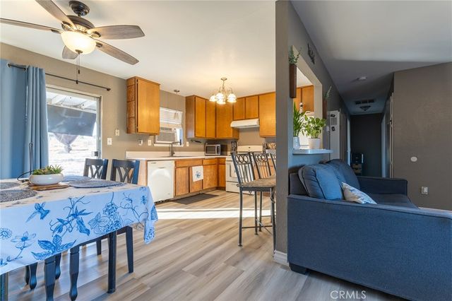 13020 6th, Victorville, CA 92395