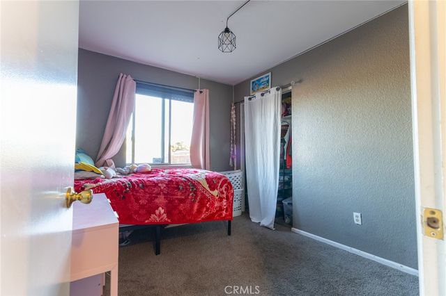13020 6th, Victorville, CA 92395