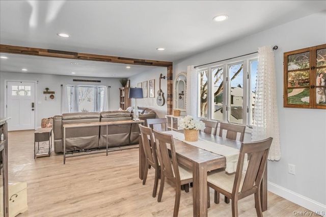 815 S 4th Street, Lindenhurst, NY 11757