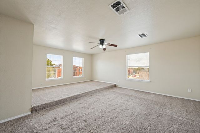 814 White Dove Drive, Arlington, TX 76017
