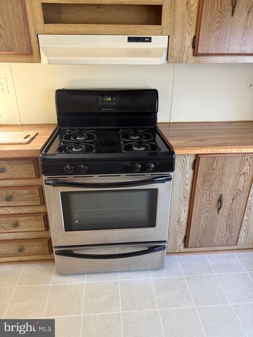 5867 CARPENTER BRIDGE RD, Felton, DE 19943