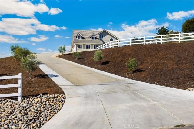172 Falcon Crest, Arroyo Grande, CA 93420