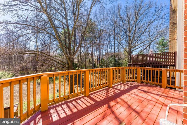 4261 FOX LAKE DR, Fairfax, VA 22033