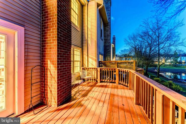 4261 FOX LAKE DR, Fairfax, VA 22033