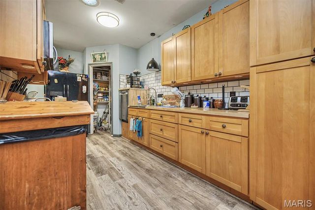 135 Wood Valley Trail, Pacific, MO 63069