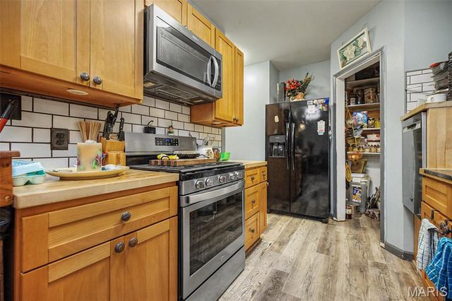135 Wood Valley Trail, Pacific, MO 63069