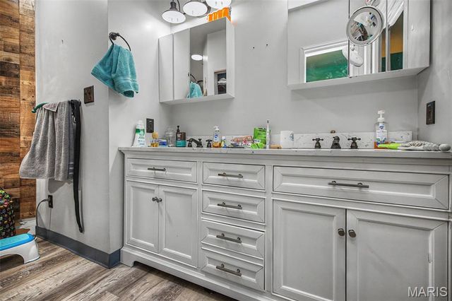 135 Wood Valley Trail, Pacific, MO 63069