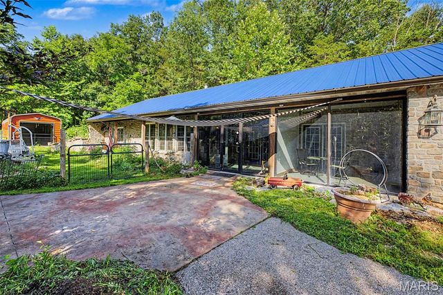 135 Wood Valley Trail, Pacific, MO 63069