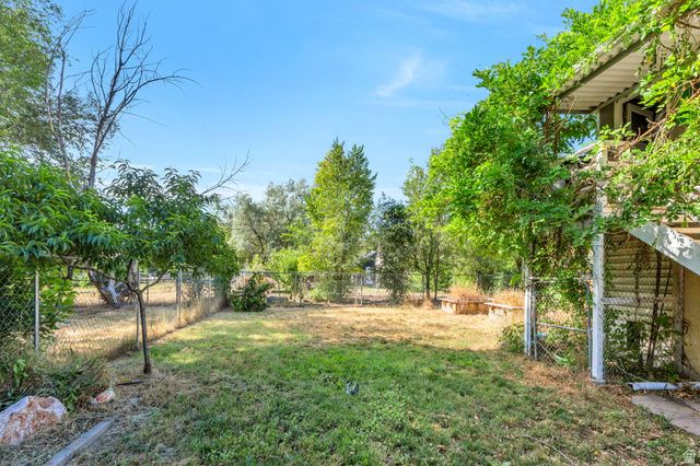 823 KERSHAW ST, Ogden, UT 84403