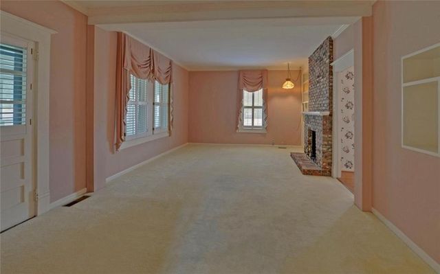 1261 Enota Avenue NE, Gainesville, GA 30501
