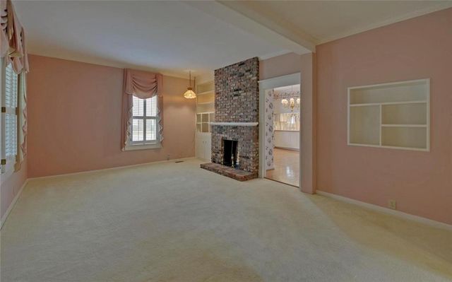 1261 Enota Avenue NE, Gainesville, GA 30501