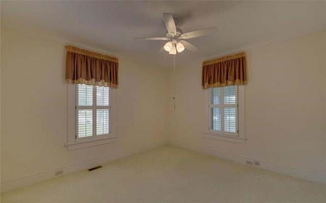1261 Enota Avenue NE, Gainesville, GA 30501