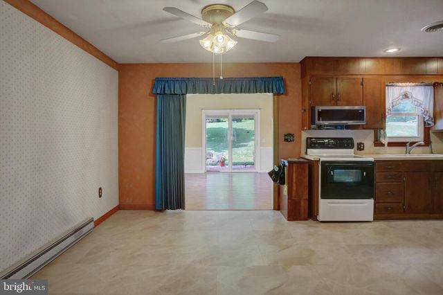 119 ECHO DRIVE, Chambersburg, PA 17202