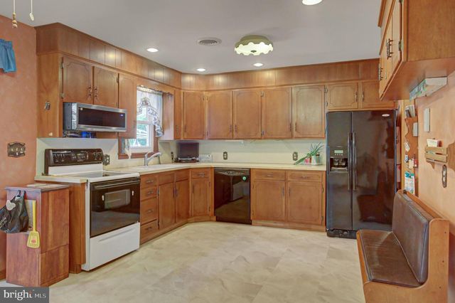 119 ECHO DRIVE, Chambersburg, PA 17202