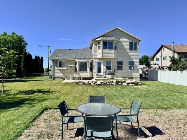 831 W PAGES LN, West Bountiful, UT 84087
