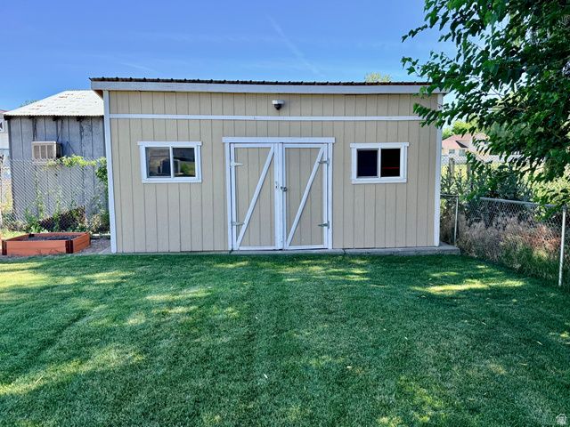 831 W PAGES LN, West Bountiful, UT 84087