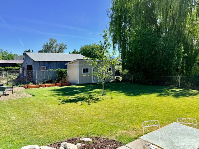 831 W PAGES LN, West Bountiful, UT 84087
