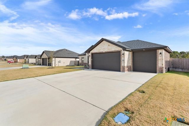 5521 Alazan Drive, Belton, TX 76513