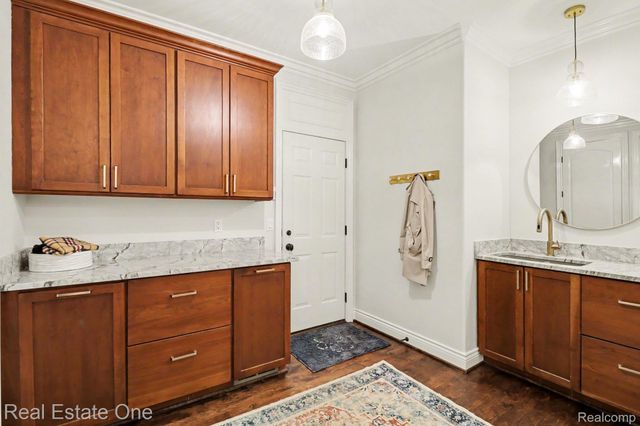 960 Hill Hollow Lane, Milford Charter Township, MI 48381