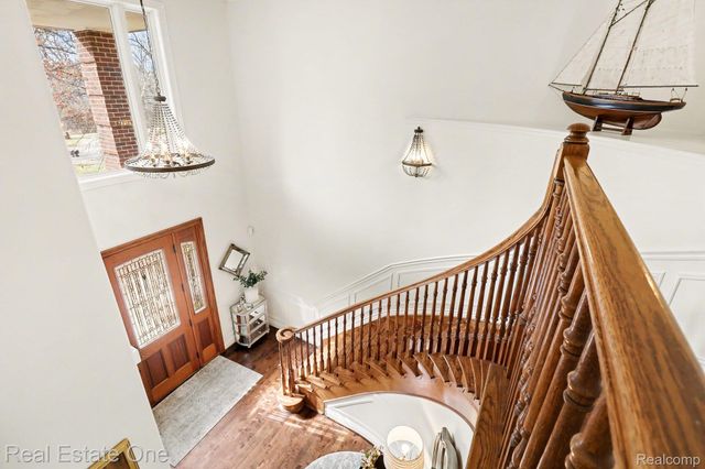 960 Hill Hollow Lane, Milford Charter Township, MI 48381