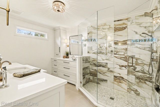 960 Hill Hollow Lane, Milford Charter Township, MI 48381