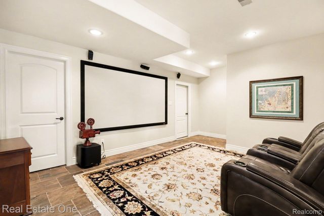 960 Hill Hollow Lane, Milford Charter Township, MI 48381