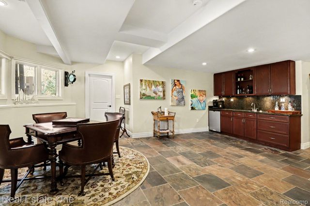 960 Hill Hollow Lane, Milford Charter Township, MI 48381