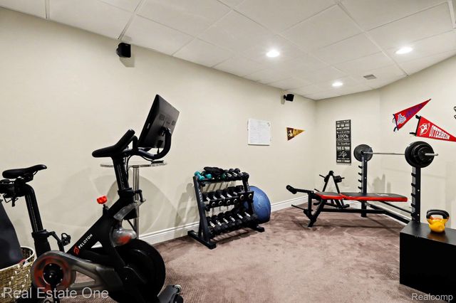 960 Hill Hollow Lane, Milford Charter Township, MI 48381