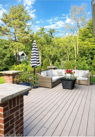 960 Hill Hollow Lane, Milford Charter Township, MI 48381