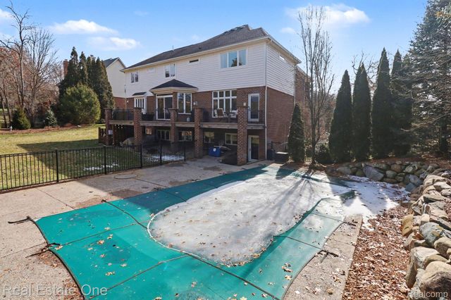 960 Hill Hollow Lane, Milford Charter Township, MI 48381