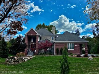 960 Hill Hollow Lane, Milford Charter Township, MI 48381