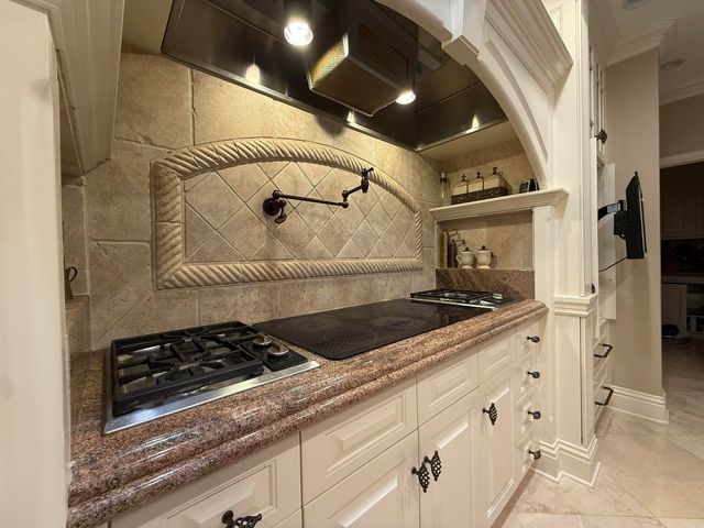 935 Brookridge Drive, Camden, AR 71701