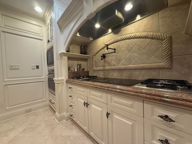 935 Brookridge Drive, Camden, AR 71701