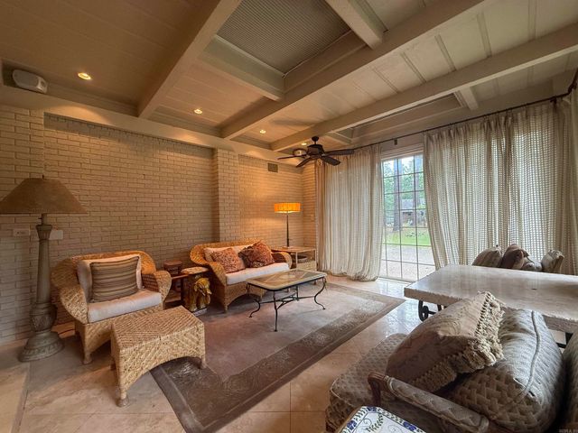 935 Brookridge Drive, Camden, AR 71701