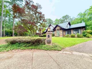 935 Brookridge Drive, Camden, AR 71701