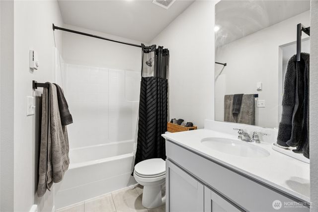 4369 SE Woodford Court, Port Orchard, WA 98366