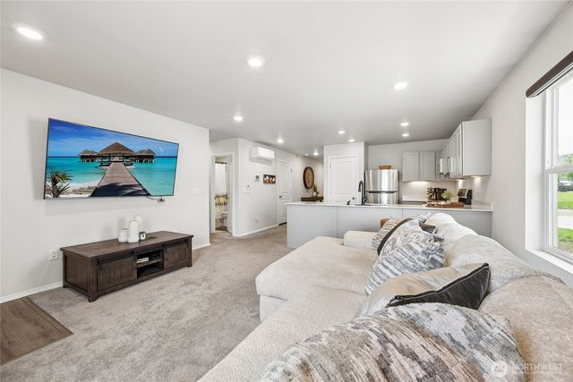 4369 SE Woodford Court, Port Orchard, WA 98366