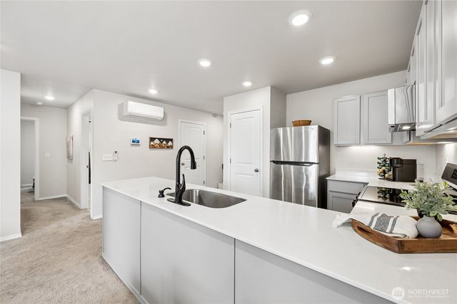 4369 SE Woodford Court, Port Orchard, WA 98366