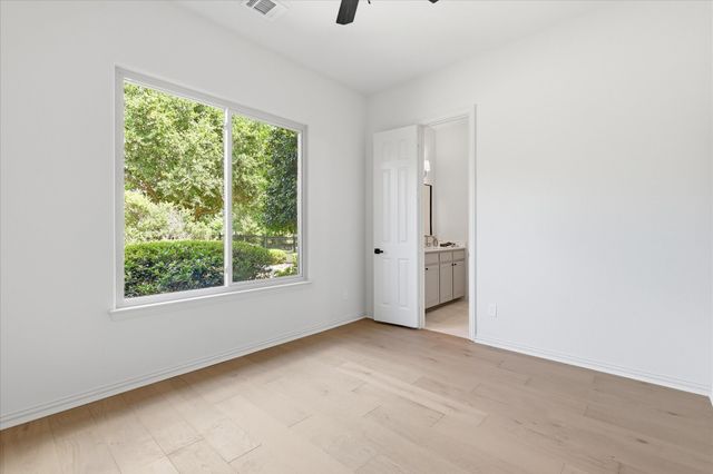 105 Bee Caves Road, Lucas, TX 75002
