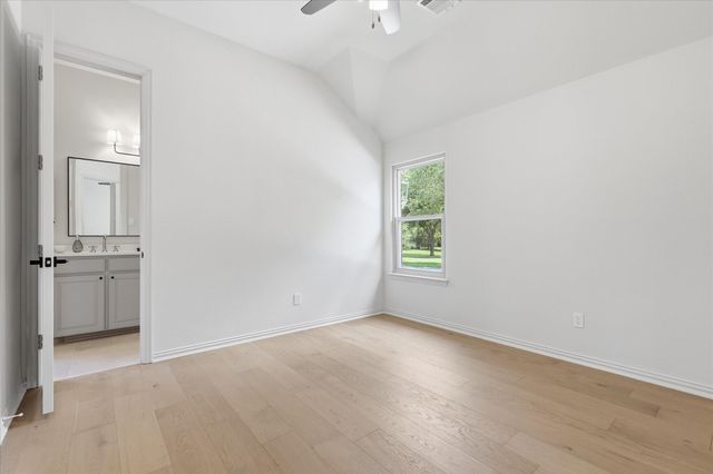 105 Bee Caves Road, Lucas, TX 75002