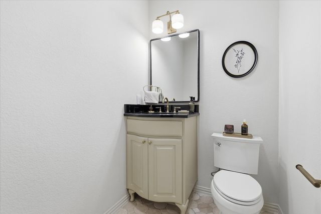 105 Bee Caves Road, Lucas, TX 75002
