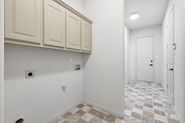 105 Bee Caves Road, Lucas, TX 75002