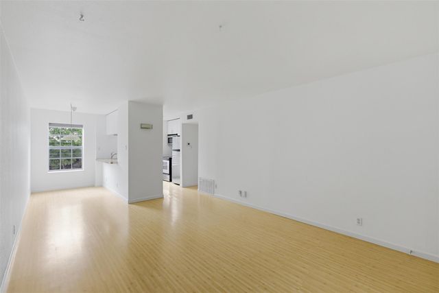 300 Crockett ST 315, Austin, TX 78704