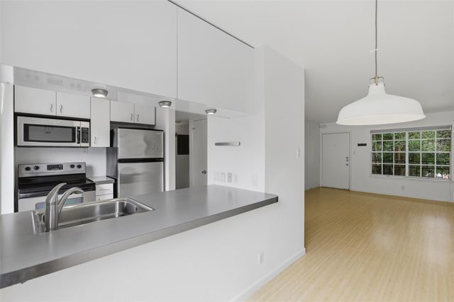 300 Crockett ST 315, Austin, TX 78704