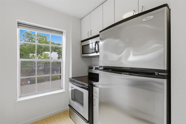 300 Crockett ST 315, Austin, TX 78704