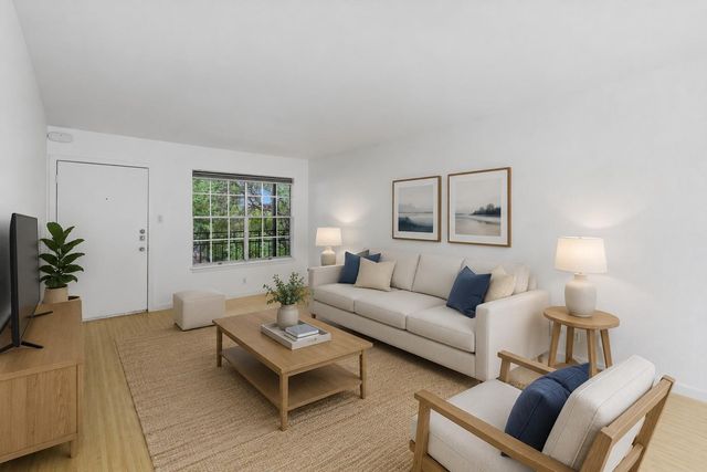 300 Crockett ST 315, Austin, TX 78704