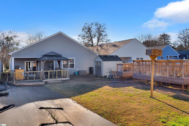 2 Nimitz Street, Greenville, SC 29609