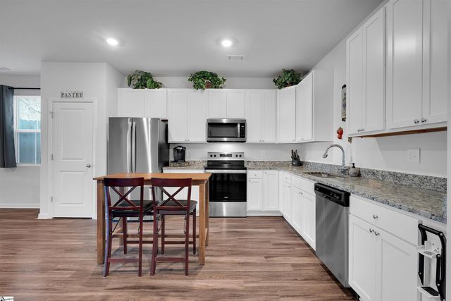 2 Nimitz Street, Greenville, SC 29609